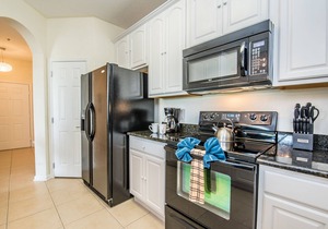 Condo w/all the comforts of home! Perfect for family groups *Sleeps 8*