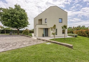 Contemporary Villa Nada with Pool and Sauna