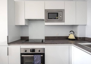 Convenient 2 Bed Apartment in Central Birmingham