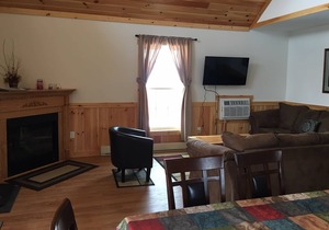 Cooperstown Double Play Cabins 2 - Near Dreams Park & Baseball Hall of Fame