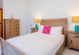 Coralito Bay Suites & Villas