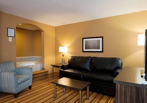 Coratel Inn & Suites Blaine - 2 Queen Bed Non-Smoking
