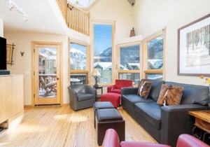 Cornet Creek 101 - Cornet Ski House