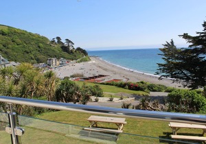 Cornish Apartment with Private Balcony & Stunning Sea Views