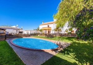 Cortijo del Coco 1 Fuente de Piedra by Ruralidays