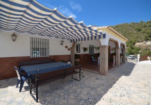 Cortijo Mari Carmen: Large Private Pool, Sea Views, A/C, WiFi
