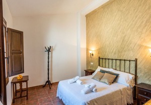 Cortijo Rica Santa Cruz del Comercio by Ruralidays