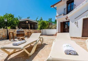 Cortijo Rica Santa Cruz del Comercio by Ruralidays
