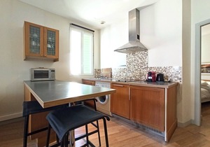 Cosy and Elegant 1 Bedroom Rue Florian