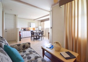 Cosy and Romantic Beachfront Condo - Nautilus