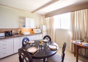 Cosy and Romantic Beachfront Condo - Nautilus