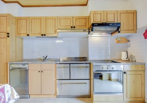 Cosy Apartment "Ciasa Mario Appartamento 3" with Wi-Fi, Balcony & Mountain View