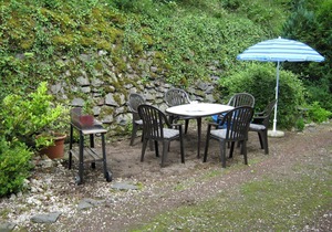 Cosy apartment for 7 guests with WIFI, TV, terrace, pets allowed and parking