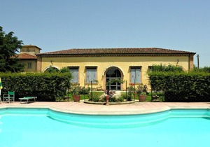 Cosy apartment in villa for 2 guests with WIFI, pool, TV and panoramic view