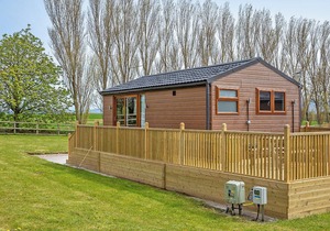 Cosy micro lodge, perfect for a romantic or family retreat.