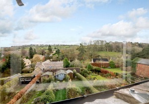 Cotswold stone holiday cottage with a superb garden near Moreton-in-Marsh - Knoll Cottage