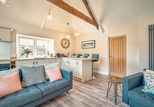 Cottage ∙ 2 bedrooms ∙ 4 guests