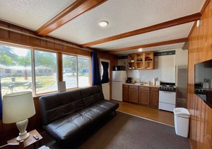 Cottage Cove · Lake Huron Beach Cottage No. 8E
