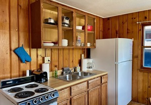 Cottage Cove · Lake Huron Beach Cottage No. 9