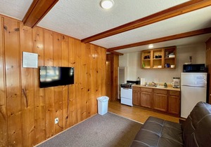 Cottage Cove · Lake Huron Beach Cottage No. 8W