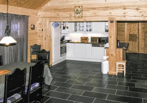 Cottage in great location high up on the cottage area Bjønnåsen.