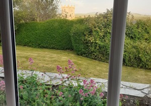 Cottage Overlooking The Cathedral Of St Davids