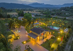 Country House 'Els Oscols 53' with Sea Views, Wi-Fi and Air Conditioning