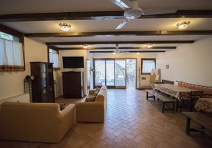 Country House The house of Carla-SWIMMING POOL and WI FI Free-TRILOCALE 3 km from the SEA