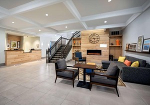 Country Inn & Suites by Radisson Albertville MN