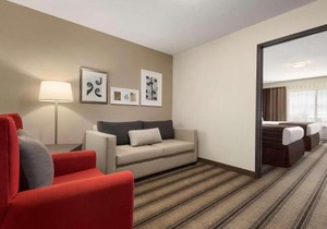Country Inn & Suites by Radisson, St Cloud West, MN