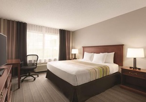 Country Inn & Suites by Radisson Willmar MN