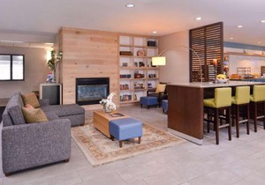 Country Inn & Suites by Radisson, Omaha Airport, IA