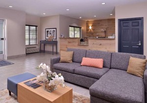 Country Inn & Suites by Radisson, Omaha Airport, IA