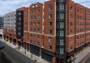 Courtyard Syracuse Downtown at Armory Square