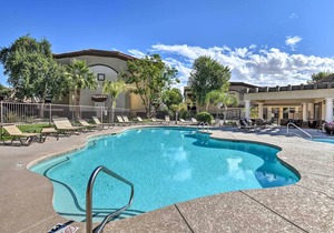 Coyote Landing Condo w/Private Patio & Pool Access