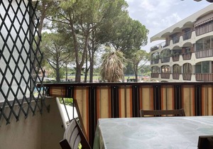 Cozy 1BR Apartment with Pool View, Terrace, and Wi-Fi in Mandelieu-la-Napoule