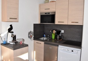 Cozy 1BR Apartment in Central Location with Terrace, Near Ski Lift