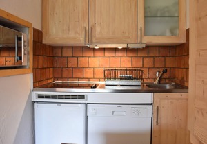 Cozy 2-Room Apt for 4, 100m from Slopes, Balcony, Pet-Friendly, WiFi - Méribel