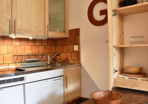Cozy 2-Room Apt for 4, 100m from Slopes, Balcony, Pet-Friendly, WiFi - Méribel
