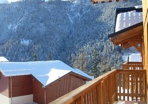 Cozy 2-Room + Cabin Apartment, Sleeps 6, Near Charmasson Chairlift and Village Center
