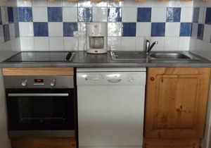 Cozy 3-room, balcony, ski-in/ski-out, parking, WIFI