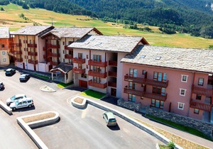 Cozy 6-person apartment with balcony, linens and Wifi included, in Termignon-Val Cenis