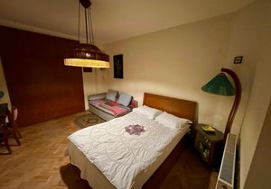 cozy and center