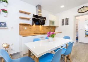 Cozy and modern 4