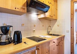 Cozy Apartment "Dolomieu 23" with Mountain View & Wi-Fi