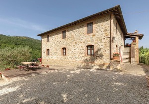 Cozy apartment in S.Vito In Monte TR