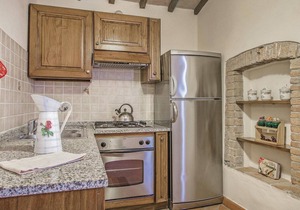 Cozy apartment in San Donato in P. FI