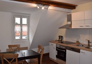 Cozy apartment (56sqm) with a view of the historic Bad Rodach market