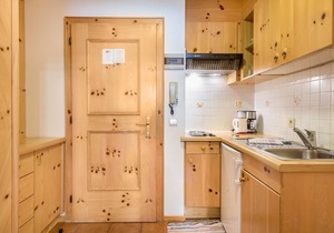 Cozy Apartment "Dolomieu 28" with Mountain View & Wi-Fi