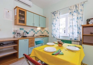 Cozy apartment in Moscenicka Draga